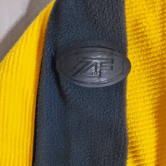 Zero Fahrenheit thick winter fleece sweater men's size L yellow with dark blue - Picture 9 of 12